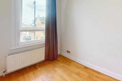 2 bedroom terraced house for sale, Edgington Road, London, SW16