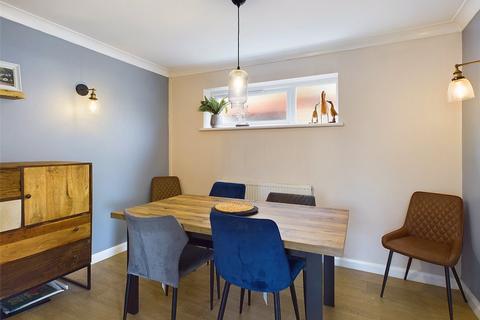 55 The Richmonds, Abbeydale, Gloucester, GL4 5YA