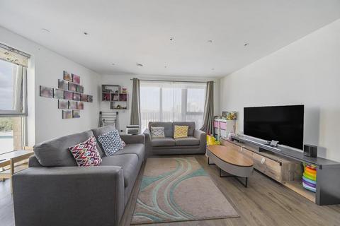 2 bedroom flat for sale, Peregrine Apartments,  Moorhen Drive,  NW9