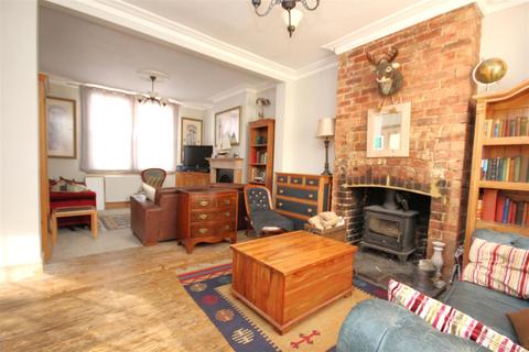 2 bedroom terraced house for sale, Montague Street, Rushden NN10