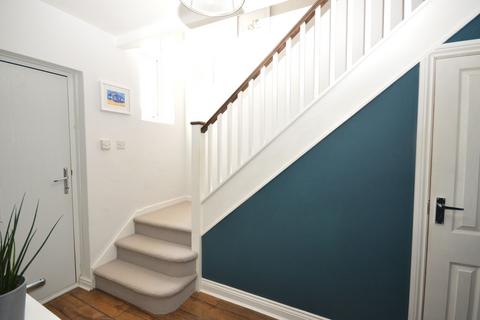 15 Charles Crescent, Folkestone, CT19 4NF