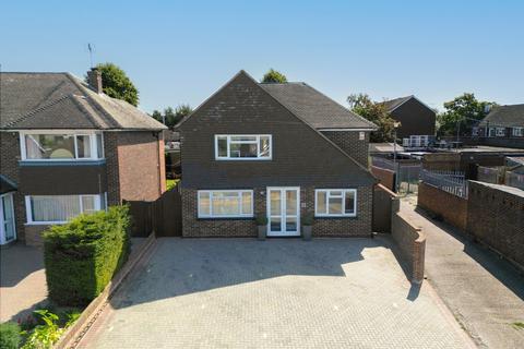 5 bedroom detached house for sale, Marconi Road, Northfleet, Gravesend, Kent, DA11