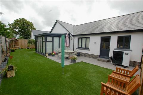 3 bedroom detached bungalow for sale, 16 Parsons Green, St. Florence