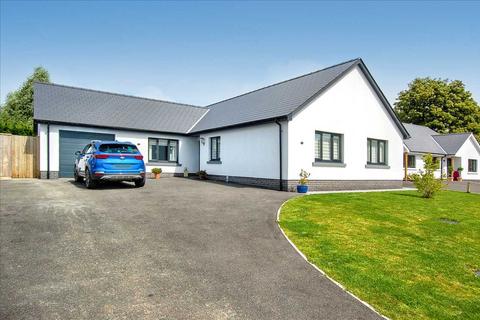 3 bedroom detached bungalow for sale, 16 Parsons Green, St. Florence