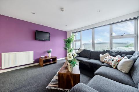 8 bedroom flat to rent, 2-4 Plymbridge Lane (12), Plymouth PL6