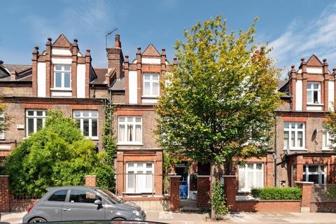 1 bedroom flat to rent, Agincourt Road, Belsize Park NW3