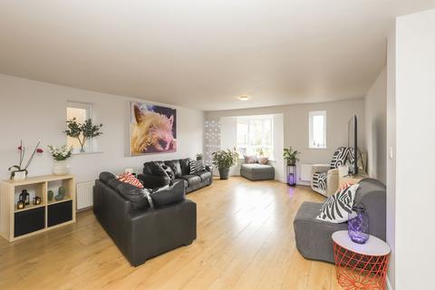 16 Berry Drive, Kiveton Park, Sheffield, S26 6SR