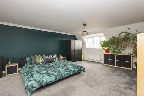 16 Berry Drive, Kiveton Park, Sheffield, S26 6SR