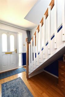 13 Bill Hamling Close, London, SE9 3LP