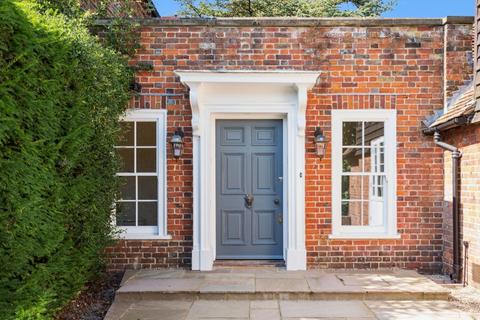 7 bedroom detached house for sale, Church Road, Farnham Royal SL2