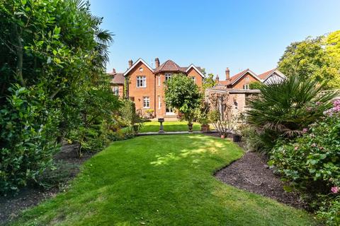 4 bedroom detached house for sale, Ewell Road, Surbiton, KT6