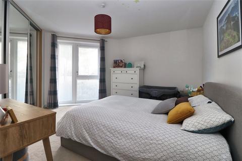 2 bedroom flat for sale, Ash House, Woking GU22