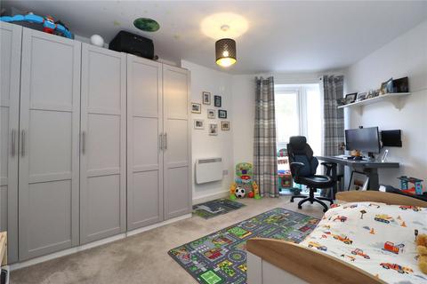 2 bedroom flat for sale, Ash House, Woking GU22