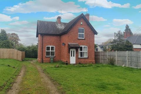 3 bedroom detached house to rent, Stourbridge Road, Hagley Stourbridge