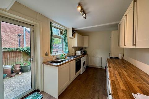 3 bedroom semi-detached house for sale, Meadow Road, Newbury RG14