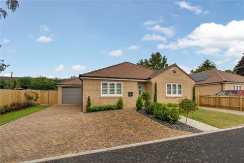 3 bedroom bungalow for sale, Park View, Moulton, Northampton, Northamptonshire, NN3