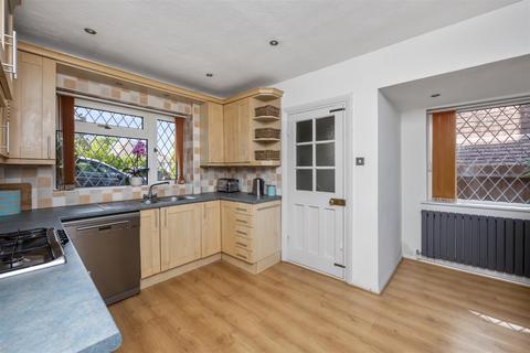 3 bedroom detached house for sale, Glen Rise, Westdene, Brighton