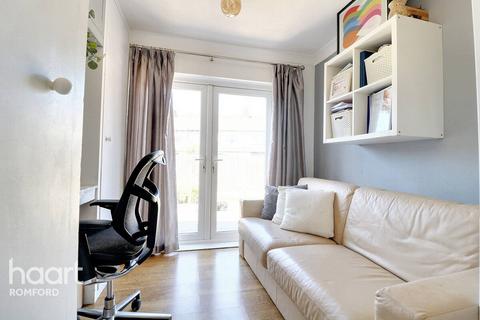 57 Barton Avenue, Romford, RM7 0NB