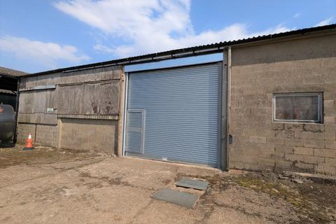 Storage to rent, Middle Barn, Hall Farm, Woodbridge, Suffolk