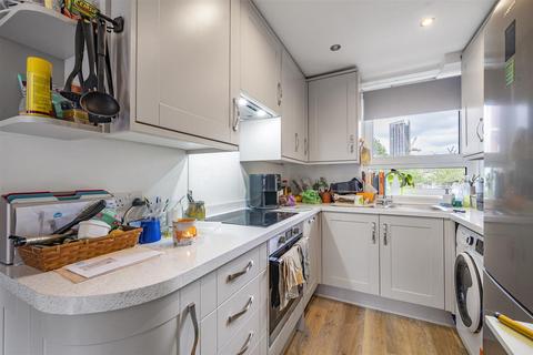 3 bedroom maisonette for sale, Adams Gardens Estate, Rotherhithe, London, SE16