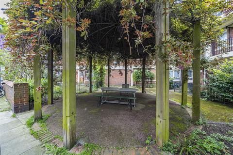 138 Adams Gardens Estate, London, SE16 4JH