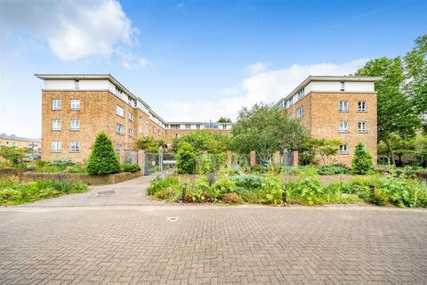 Flat 6, 6 Rainbow Quay, London, SE16 7UF