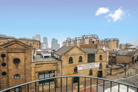 109 Acorn Walk, London, SE16 5DX
