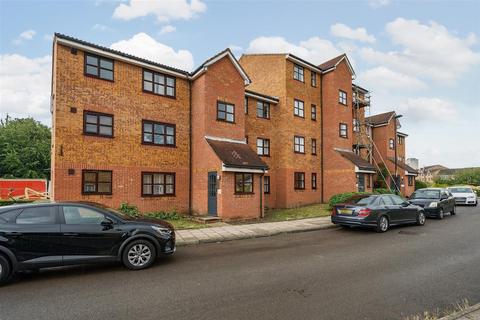 1 bedroom flat for sale, Stunell House, John Williams Close, New Cross, London, SE14