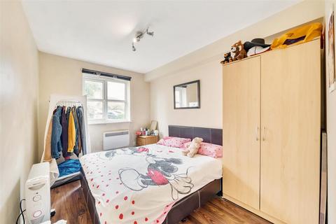 1 bedroom flat for sale, Stunell House, John Williams Close, New Cross, London, SE14