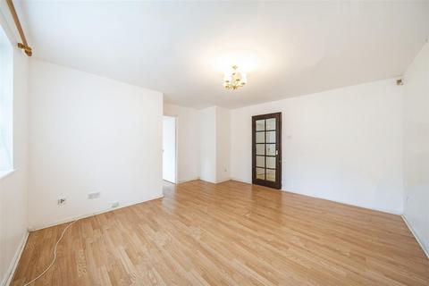 2 bedroom flat for sale, Inwen Court, Grinstead Road, Deptford, London, SE8