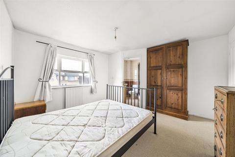 14 Greenland Mews, London, SE8 5JN