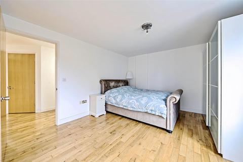 2 bedroom apartment for sale, Yeoman Street, London, SE8