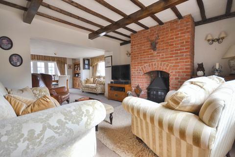 3 bedroom detached house for sale, School Lane, Ripple, Tewkesbury