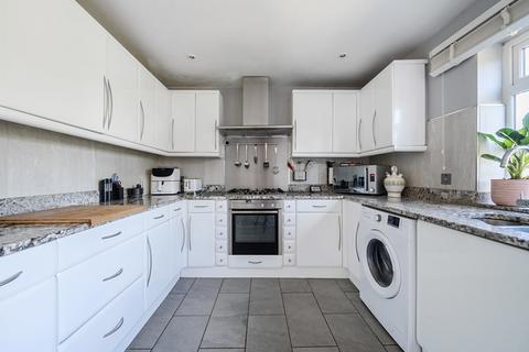 3 bedroom semi-detached house for sale, Sidcup Road, London