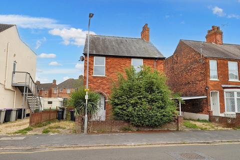 3 bedroom house for sale, Grosvenor Road, Skegness, PE25