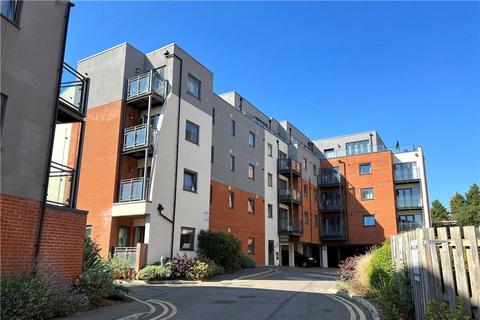 1 bedroom apartment for sale, Walnut Tree Close, Guildford, Surrey, GU1