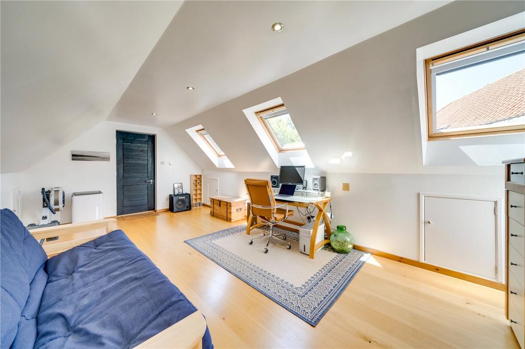 Annex/Office/Bedroom