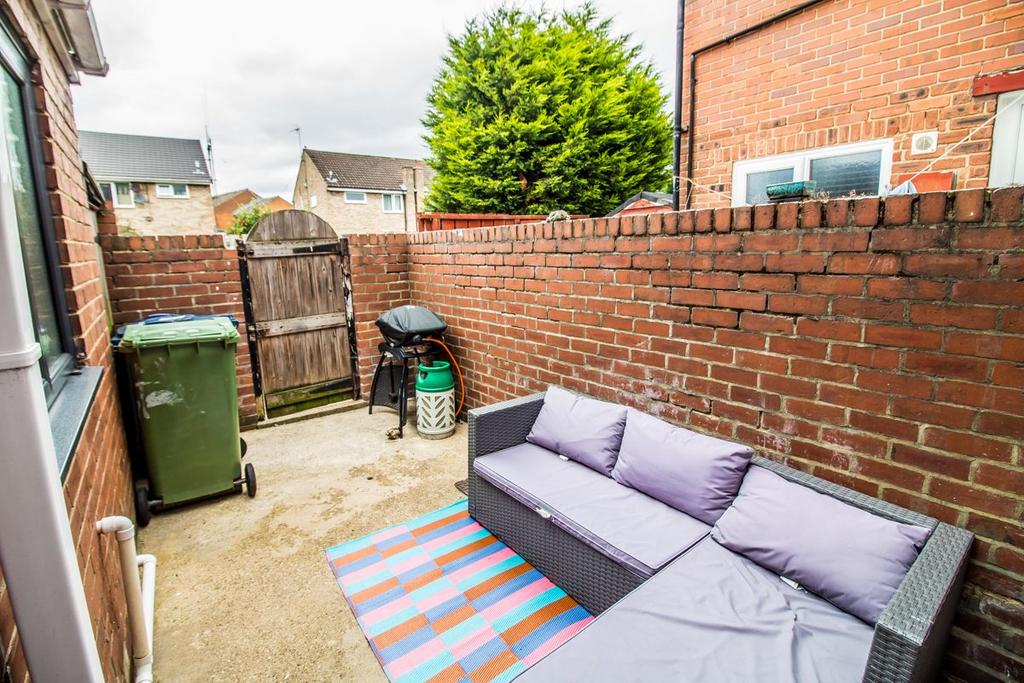 Rear Yard.