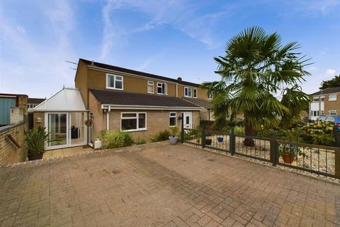 8 Cranwell Close, Matson, Gloucester, GL4 6JR
