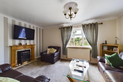 8 Cranwell Close, Matson, Gloucester, GL4 6JR