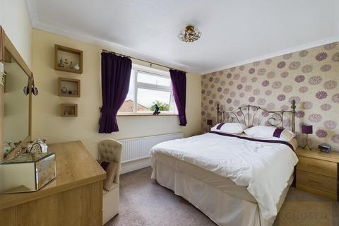 8 Cranwell Close, Matson, Gloucester, GL4 6JR