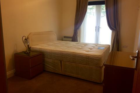 1 bedroom flat to rent, Egham Hill, Egham TW20