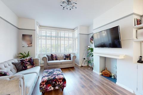 5 Lingfield Road, Gravesend, DA12 5AH