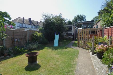5 Lingfield Road, Gravesend, DA12 5AH