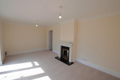 3 bedroom terraced house for sale, Edison Road, Stevenage