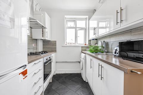 173 Randlesdown Road, Bellingham, London, SE6 3SP