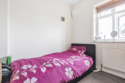 173 Randlesdown Road, Bellingham, London, SE6 3SP