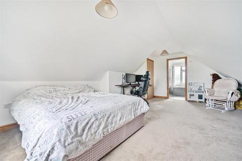 undefined, Heath Road, Linton