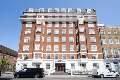 2 bedroom flat for sale, Princess Court, Marylebone, London, W1H