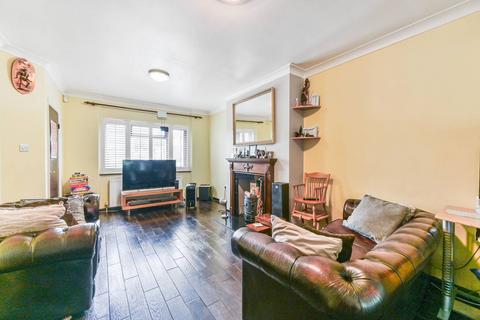 4 bedroom semi-detached house for sale, Downsview Gardens, Norbury, London, SE19